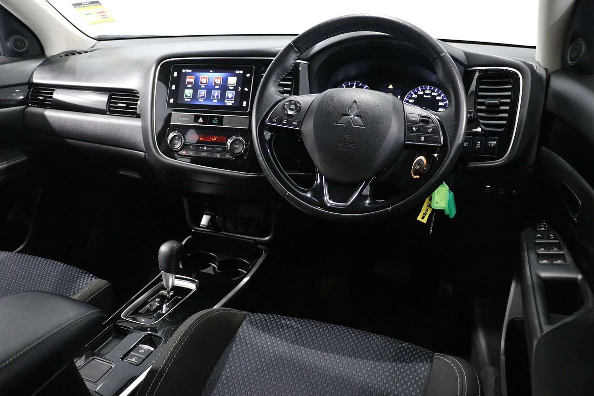 2018 Mitsubishi Outlander ES ADAS ZL