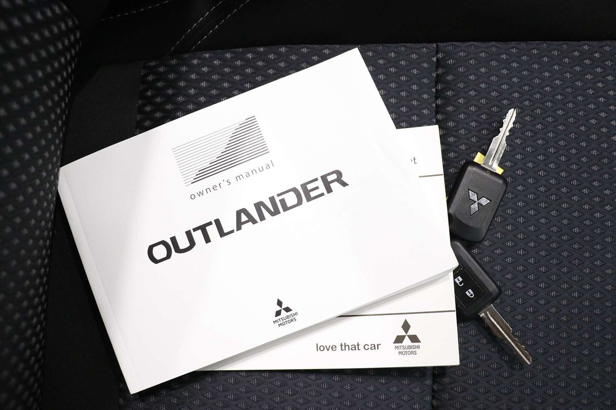 2018 Mitsubishi Outlander ES ADAS ZL