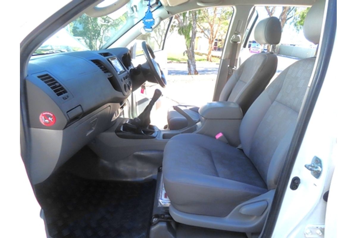 2010 Toyota Hilux SR KUN26R 4X4