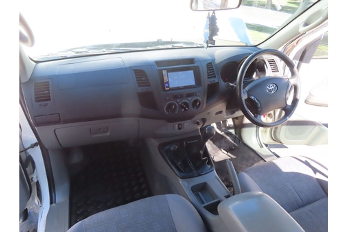 2010 Toyota Hilux SR KUN26R 4X4