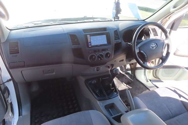 2010 Toyota Hilux SR KUN26R 4X4