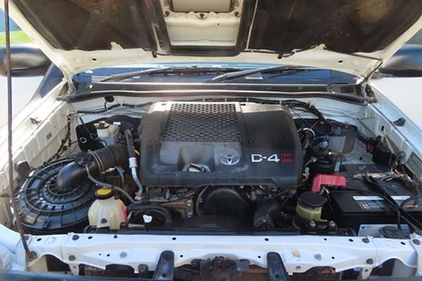 2010 Toyota Hilux SR KUN26R 4X4