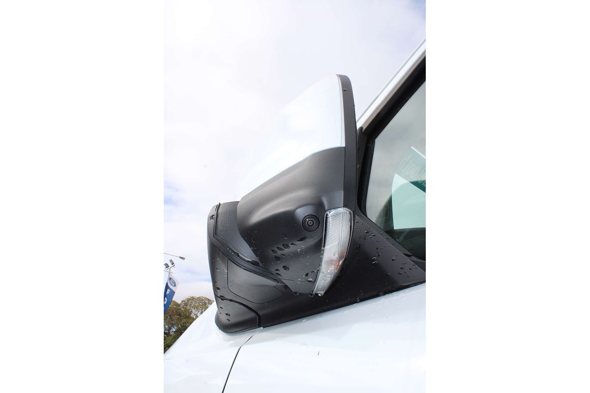 2025 Ford Tourneo Titanium X AV SWB