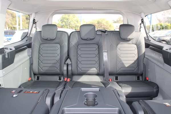 2025 Ford Tourneo Titanium X AV SWB