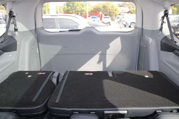 2025 Ford Tourneo Titanium X AV SWB