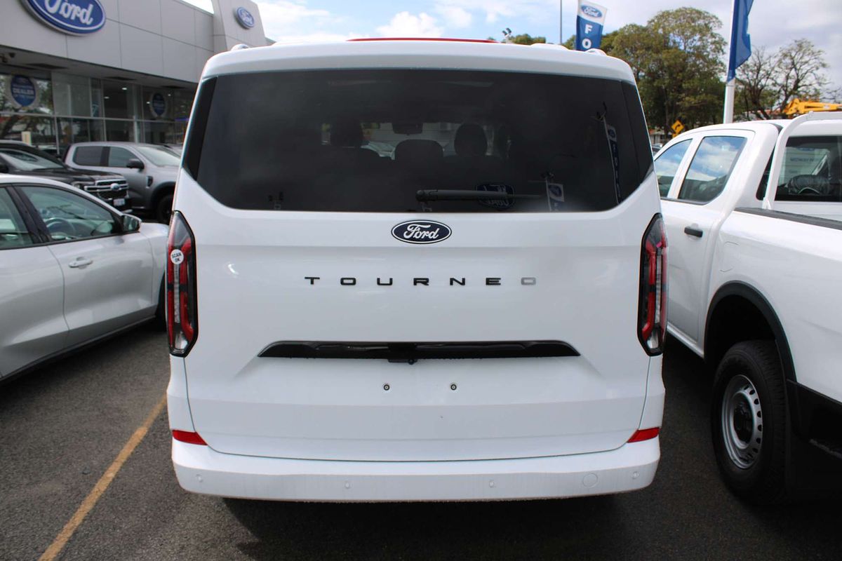 2025 Ford Tourneo Titanium X AV SWB