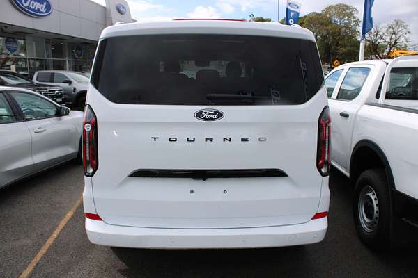 2025 Ford Tourneo Titanium X AV SWB