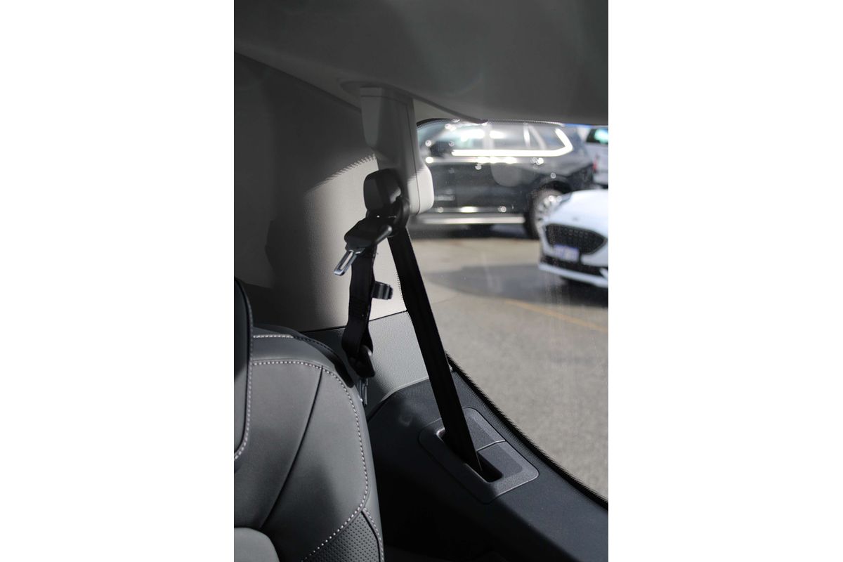 2025 Ford Tourneo Titanium X AV SWB