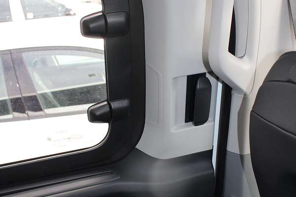 2025 Ford Tourneo Titanium X AV SWB