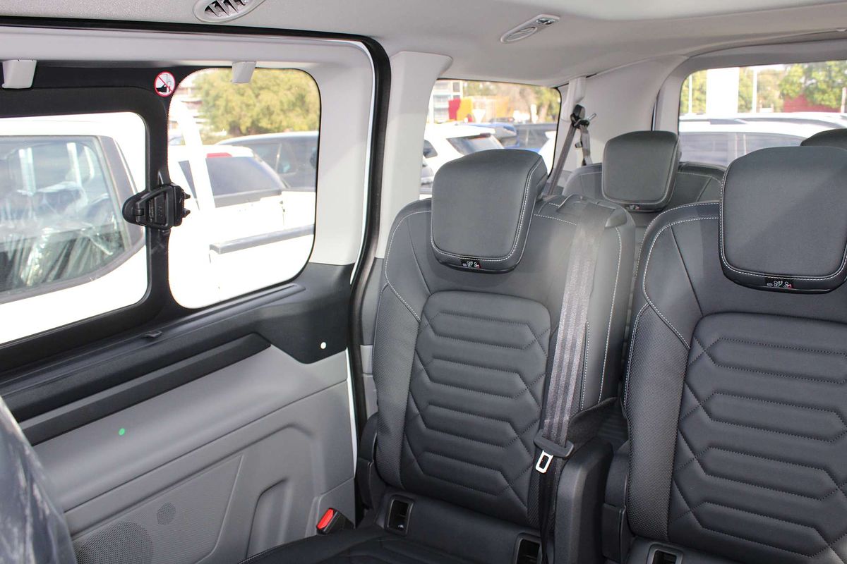 2025 Ford Tourneo Titanium X AV SWB