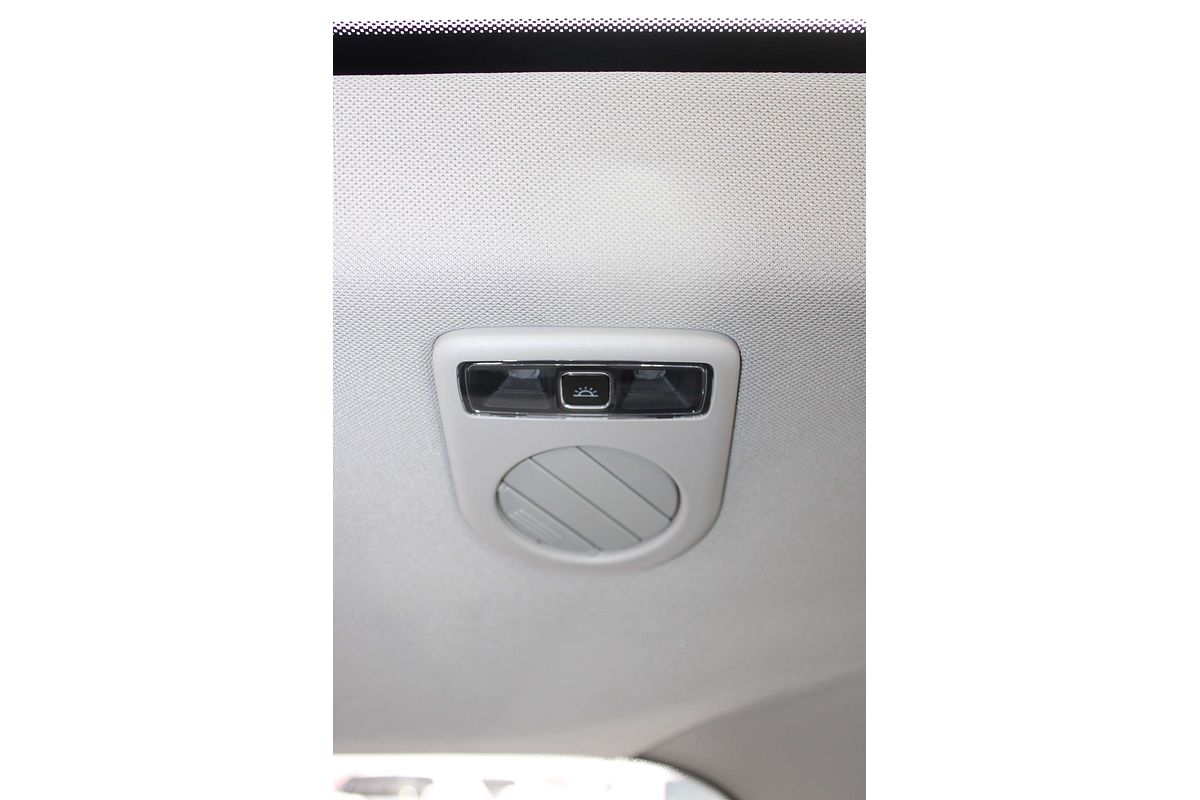 2025 Ford Tourneo Titanium X AV SWB