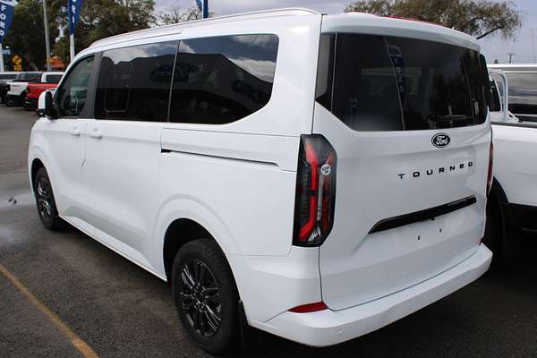 2025 Ford Tourneo Titanium X AV SWB