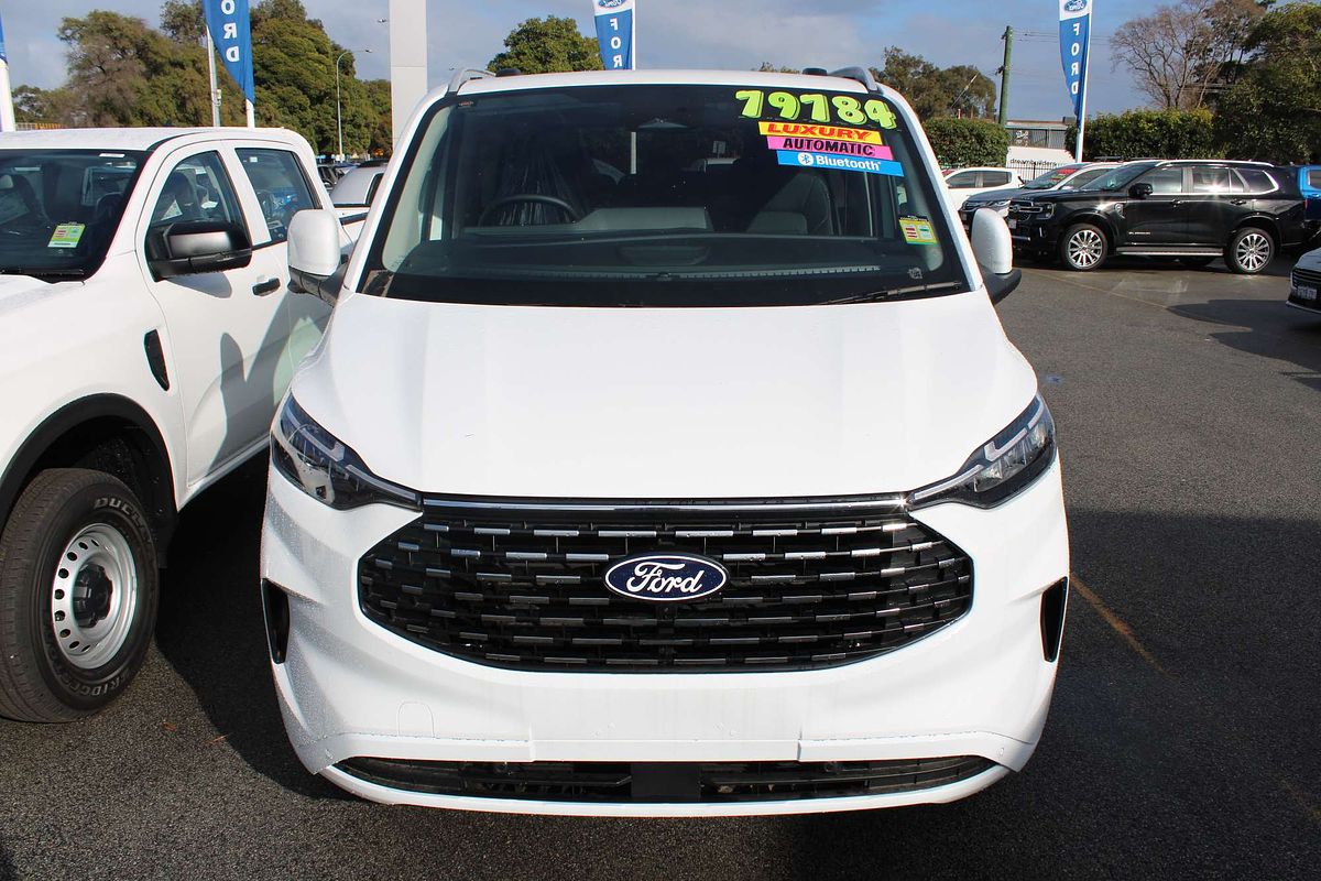 2025 Ford Tourneo Titanium X AV SWB