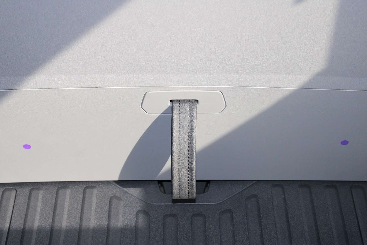 2025 Ford Tourneo Titanium X AV SWB