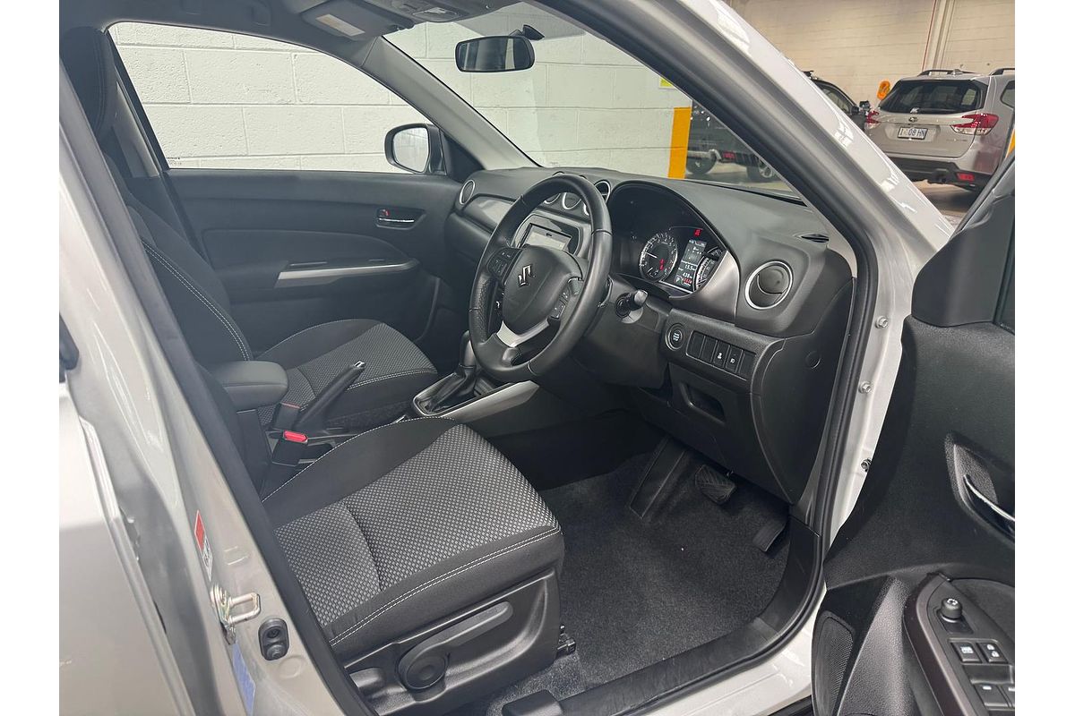 2024 Suzuki Vitara LY Series II