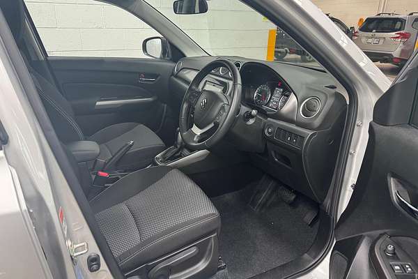 2024 Suzuki Vitara LY Series II