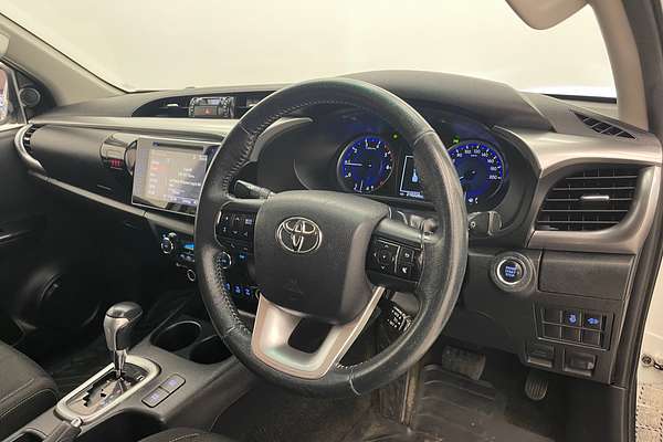 2015 Toyota Hilux SR5 GUN126R 4X4