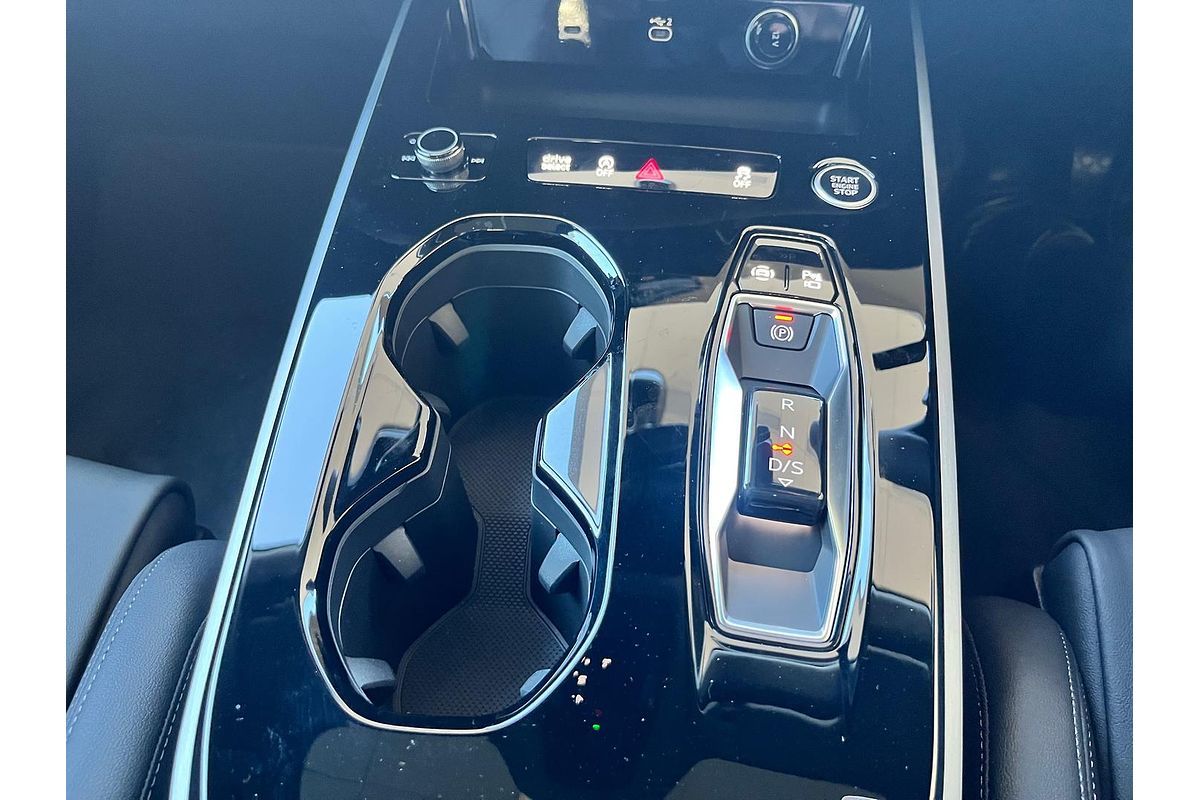 2025 Audi A5 TFSI 150kW S line B10