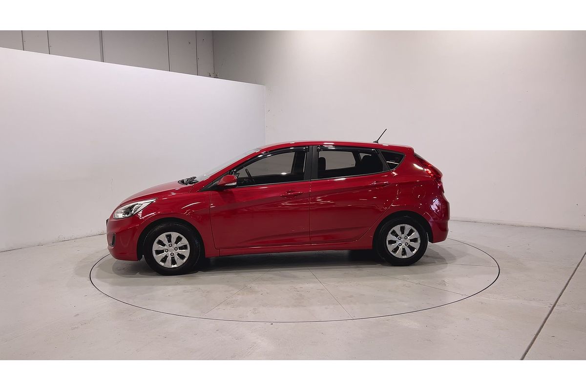 2016 Hyundai Accent Active RB4