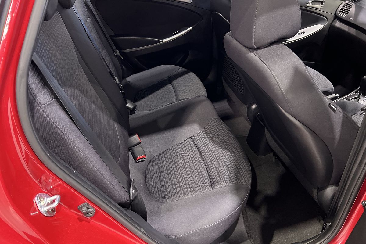 2016 Hyundai Accent Active RB4