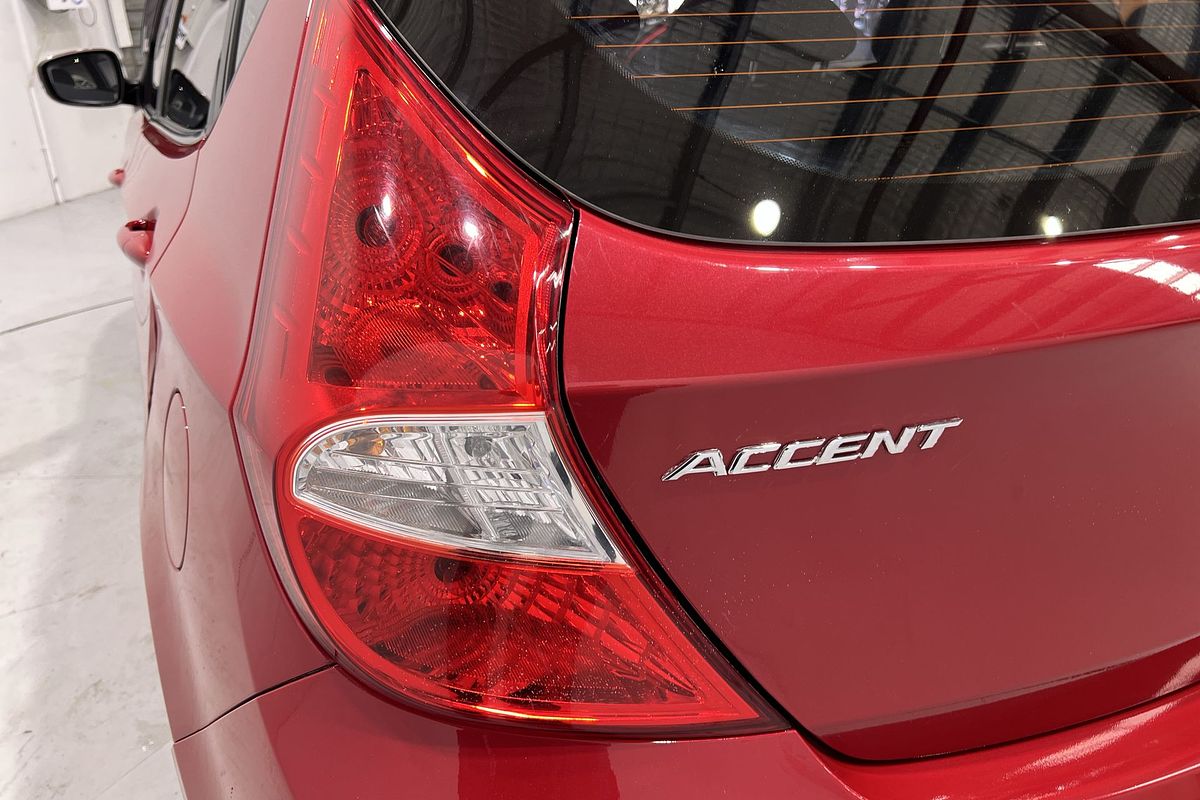 2016 Hyundai Accent Active RB4