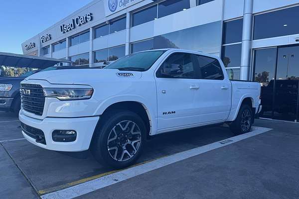 2024 RAM 1500 Laramie Sport Hurricane SO RamBox DT 4X4 SWB