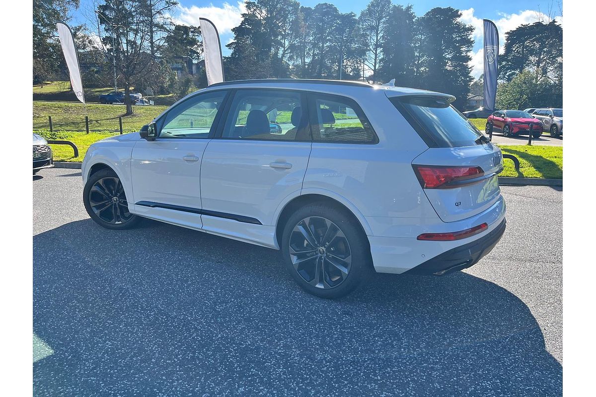 2025 Audi Q7 45 TDI 4M