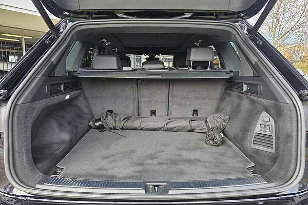 2021 Volkswagen Touareg 210TDI Wolfsburg Edition CR