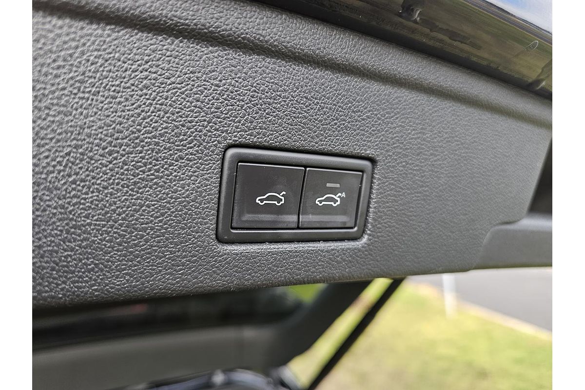 2021 Volkswagen Touareg 210TDI Wolfsburg Edition CR