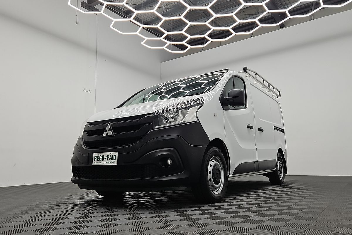 2021 Mitsubishi Express GLX SN SWB