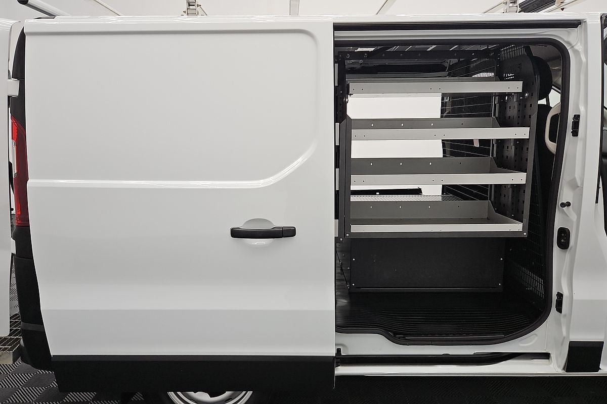 2021 Mitsubishi Express GLX SN SWB