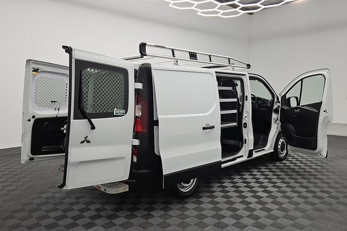 2021 Mitsubishi Express GLX SN SWB