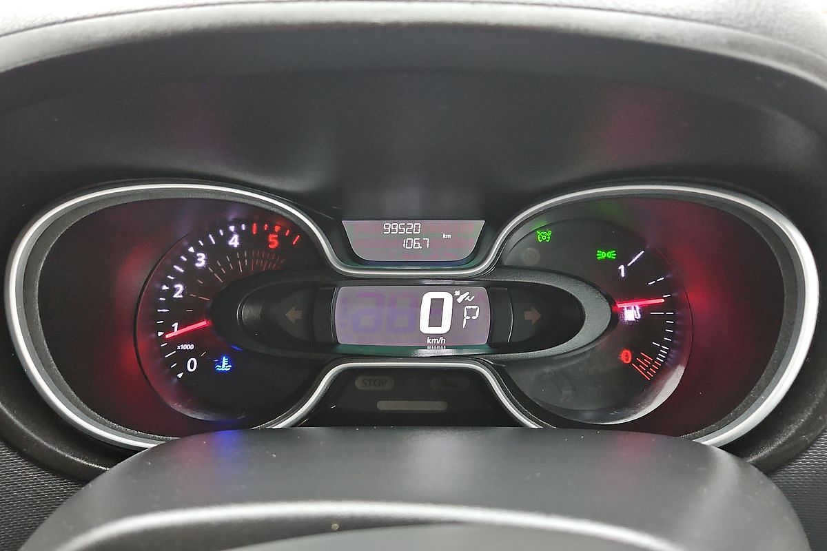 2021 Mitsubishi Express GLX SN SWB