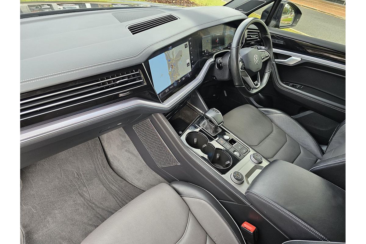 2021 Volkswagen Touareg 210TDI Wolfsburg Edition CR