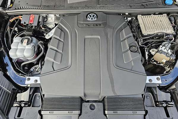 2021 Volkswagen Touareg 210TDI Wolfsburg Edition CR
