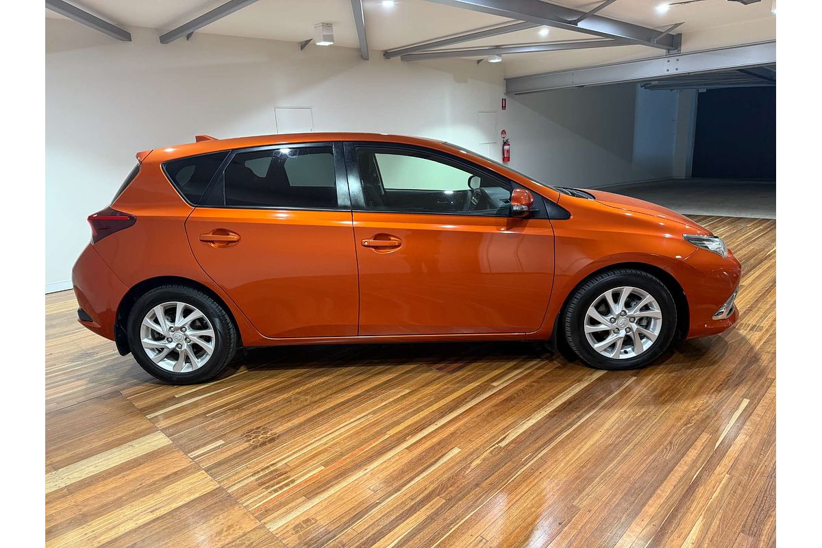 2017 Toyota Corolla Ascent Sport ZRE182R