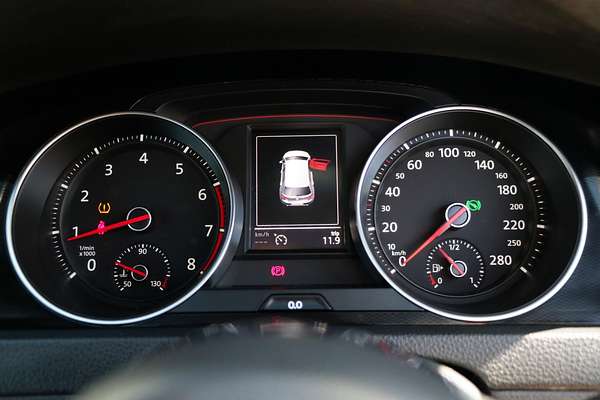 2014 Volkswagen Golf GTI 7