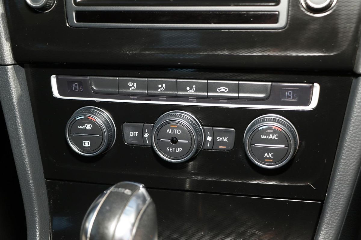 2014 Volkswagen Golf GTI 7
