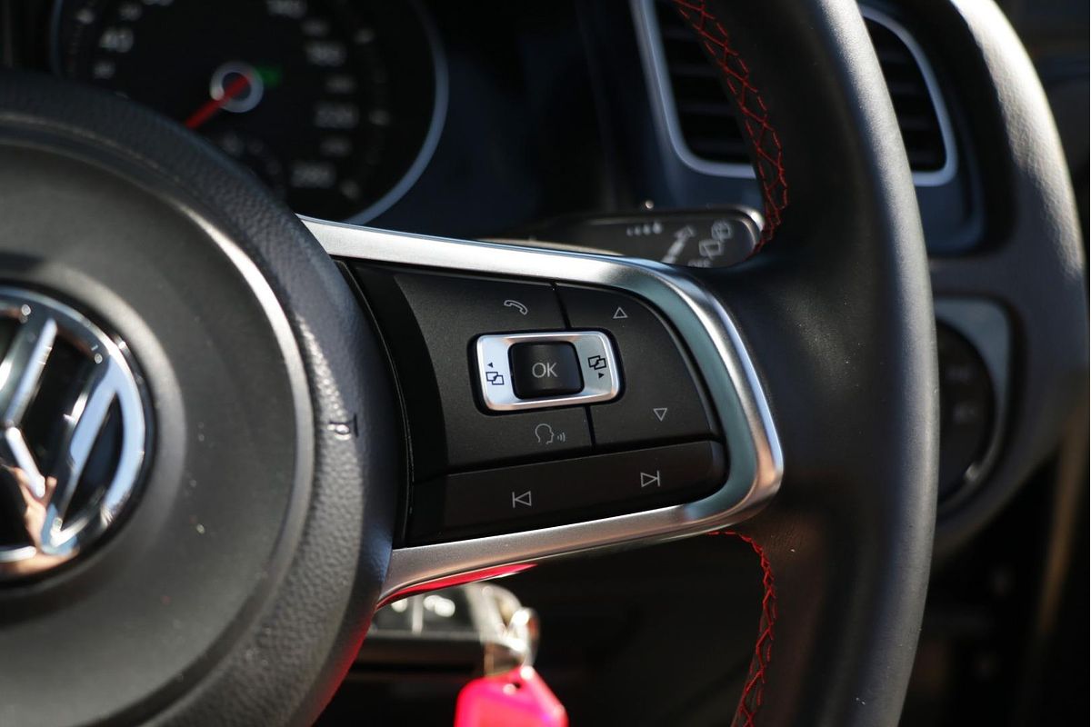 2014 Volkswagen Golf GTI 7