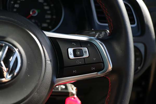 2014 Volkswagen Golf GTI 7