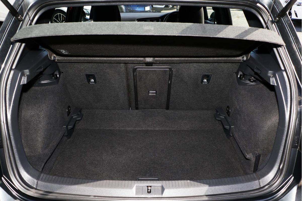 2014 Volkswagen Golf GTI 7