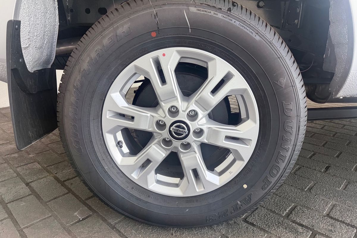 2025 Nissan Navara ST D23 4X4