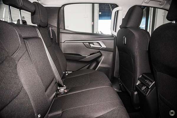2025 Isuzu D-MAX LS-M 4X4