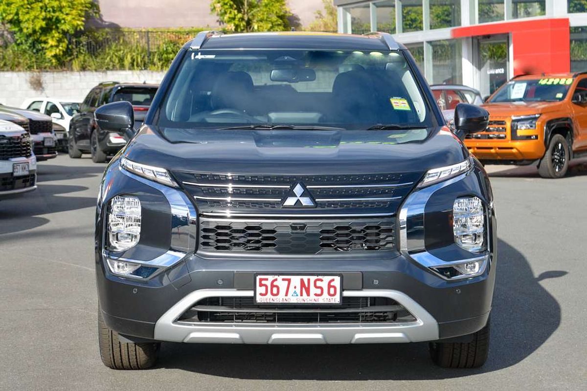 2025 Mitsubishi Outlander PHEV Exceed ZM