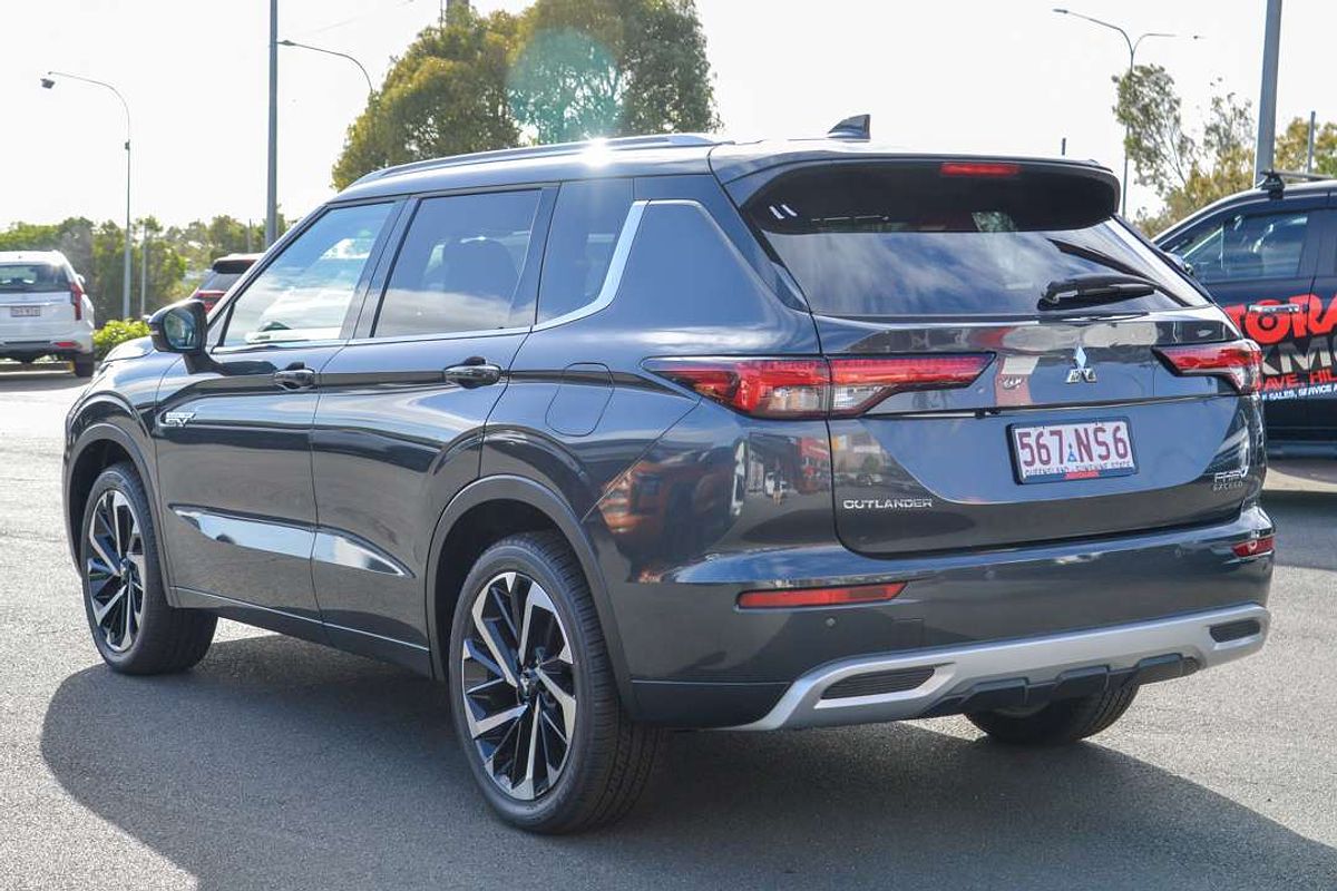 2025 Mitsubishi Outlander PHEV Exceed ZM