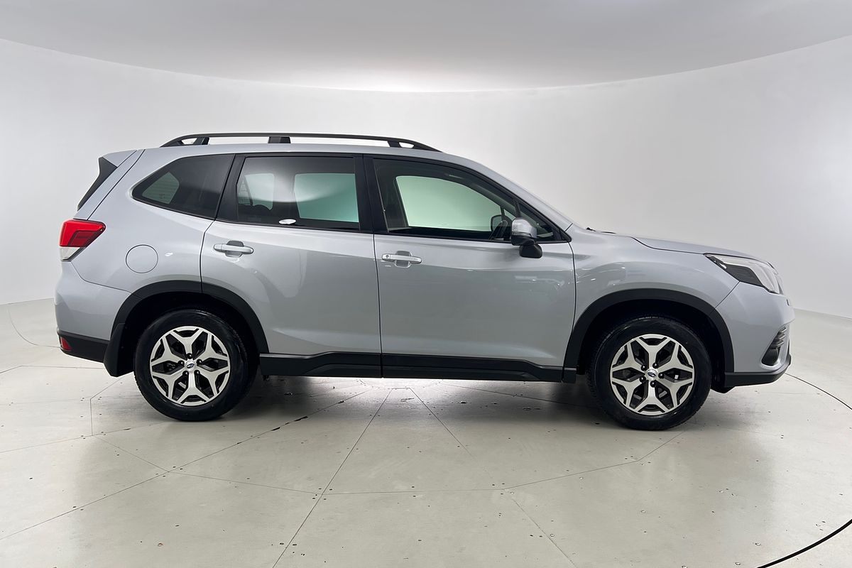 2022 Subaru Forester 2.5i-L S5
