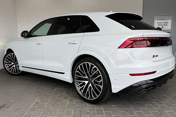 2025 Audi SQ8 TFSI F1