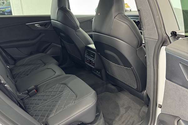 2025 Audi SQ8 TFSI F1