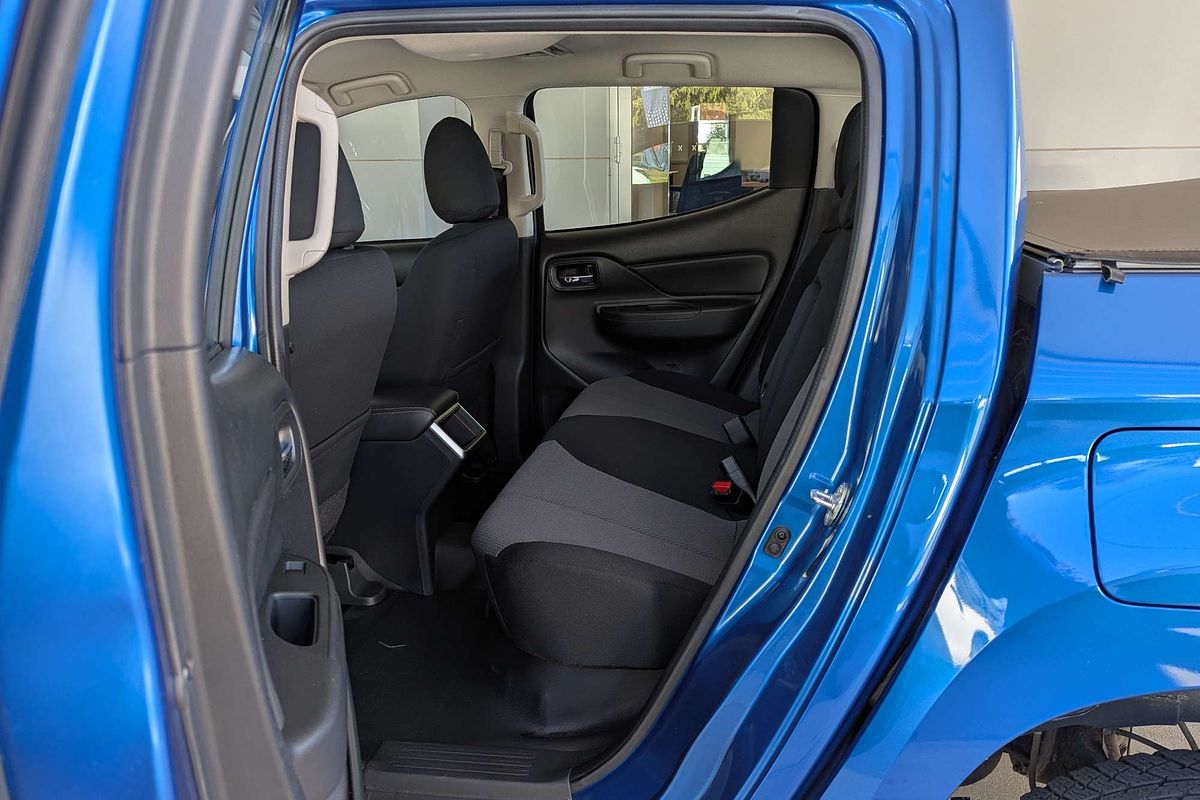 2021 Mitsubishi Triton GLX+ MR 4X4