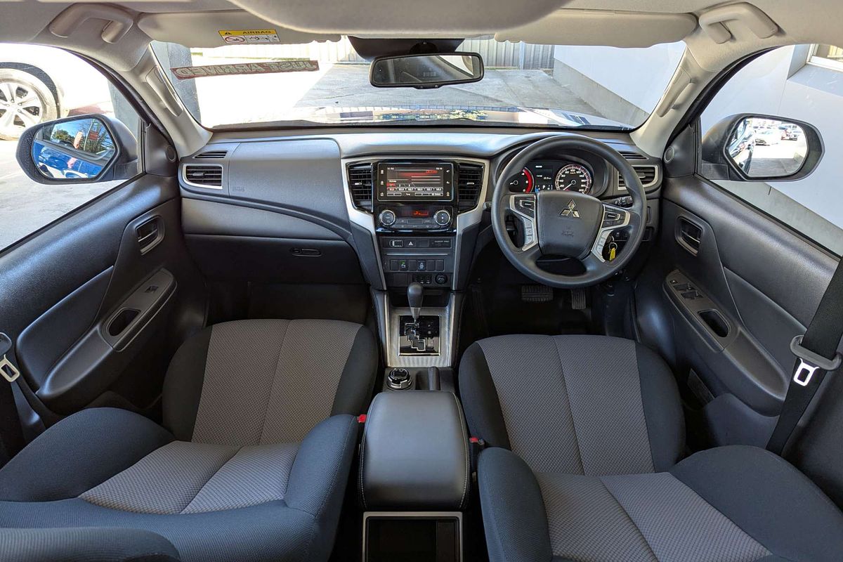 2021 Mitsubishi Triton GLX+ MR 4X4
